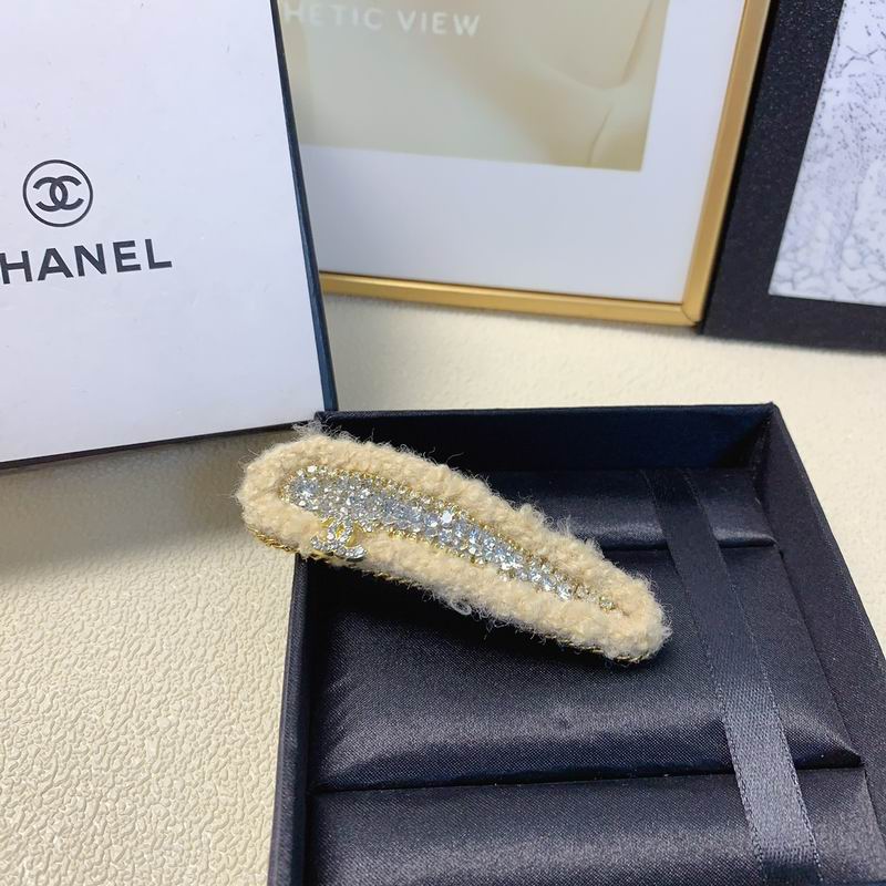 Chanel Hairpin 12lyr4 (4)